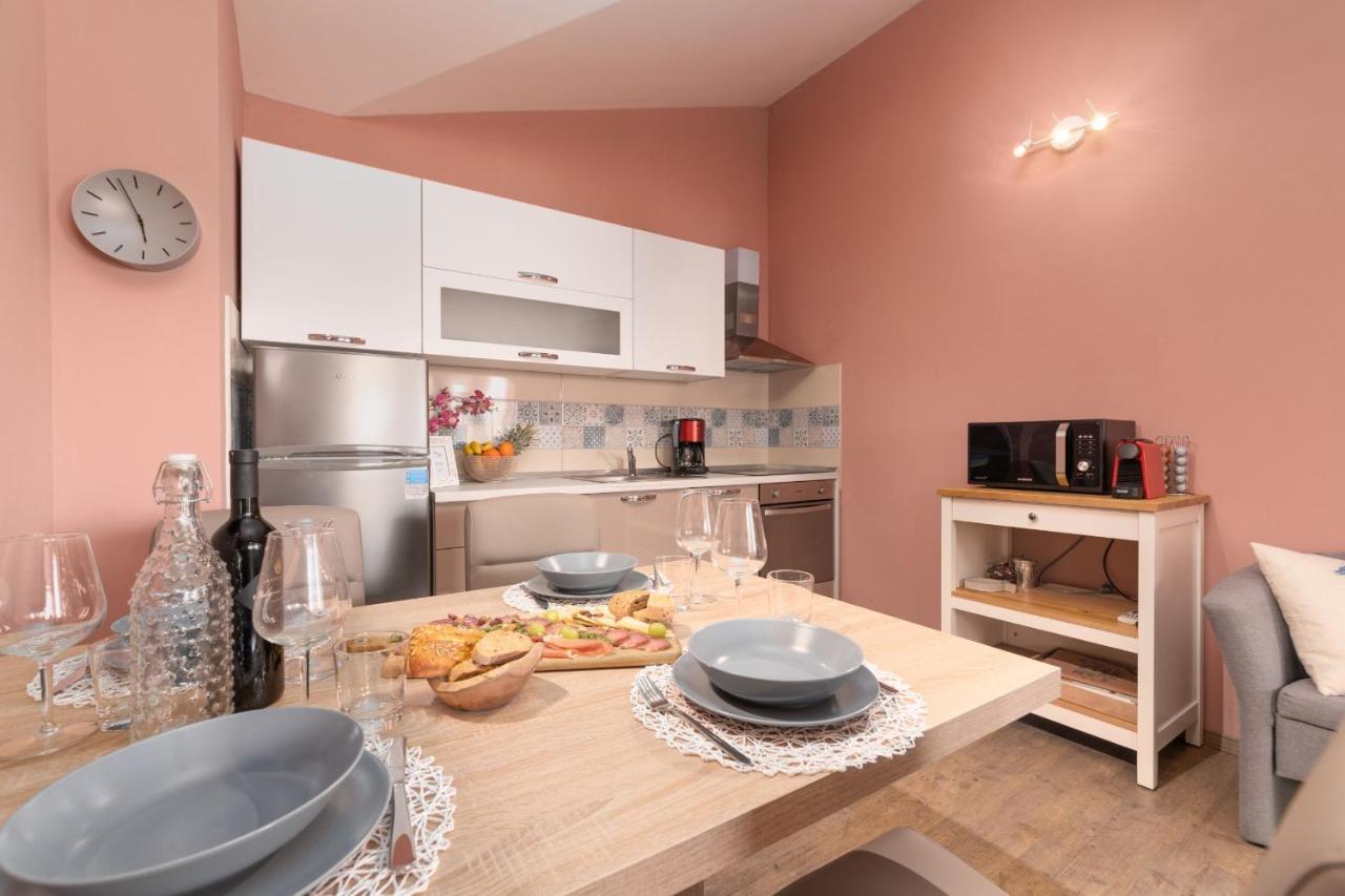Apartment Karolina 2 フンタナ エクステリア 写真
